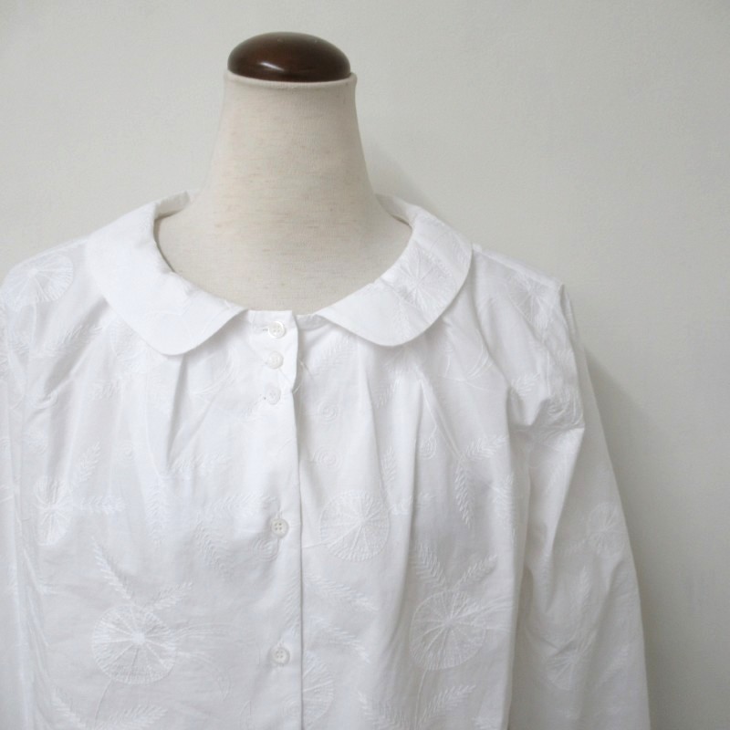 Parkes  花刺繍ギャザーブラウス /WH2 【日本製】